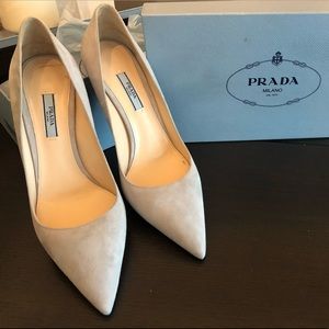 Prada Suede Stiletto Pumps in Grey